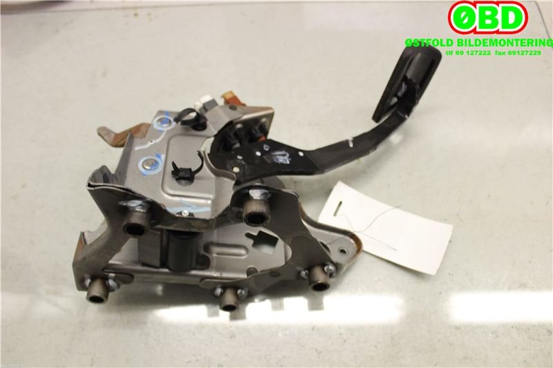 Pedal gass/brems/clutch til Nissan Leaf 2011-2017 (Type I)  (NISSAN|465013NF1B|)