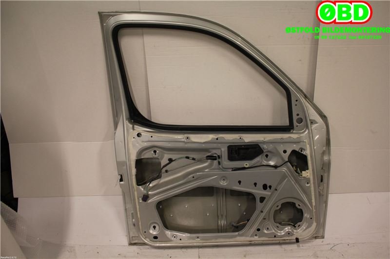 Dør venstre foran til Citroën Berlingo 2002-2008 (Type I, Fase 2) (CITROEN|9002 T9|98 462 222 80|)