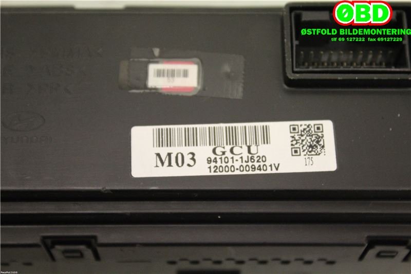 Multimedia display (MCU - Media Controller Unit) til Hyundai i20 2009-2014 (Type I)  (HYUNDAI|941011J625||941011J620)