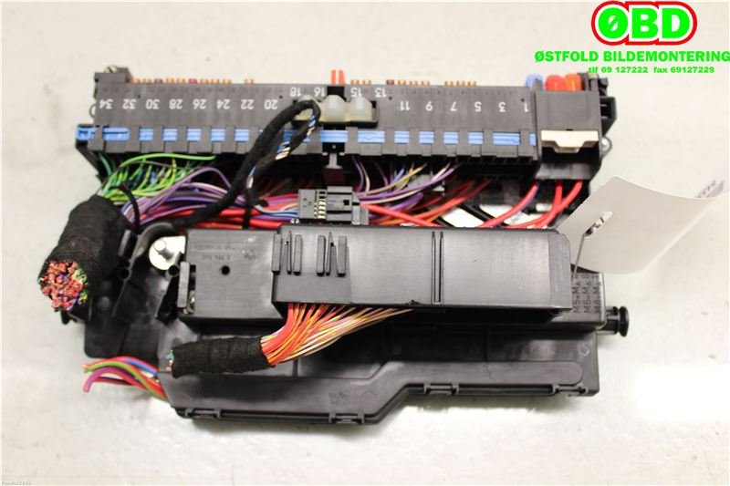 Sikringsboks til BMW X3 2007-2010 (Fase 2) (E83) (E83) (BMW|61138364530|)