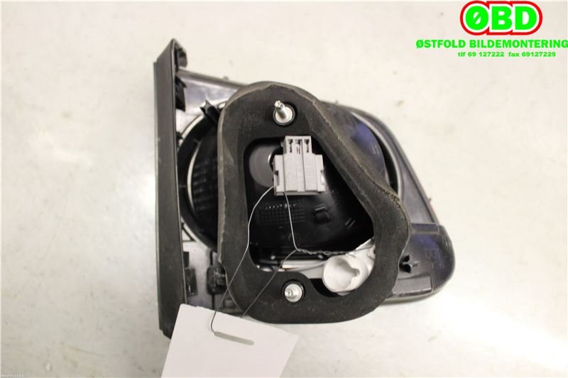 Baklykt høyre indre til VW Tiguan 2007-2011 (Type I, Fase 1)  (VOLKSWAGEN|5N0 945 094 B|5N0 945 108 C|)