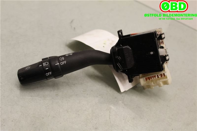 Bryter blink til Toyota Hiace, 2007-2012 (Fase 3)  (TOYOTA|8414026210)