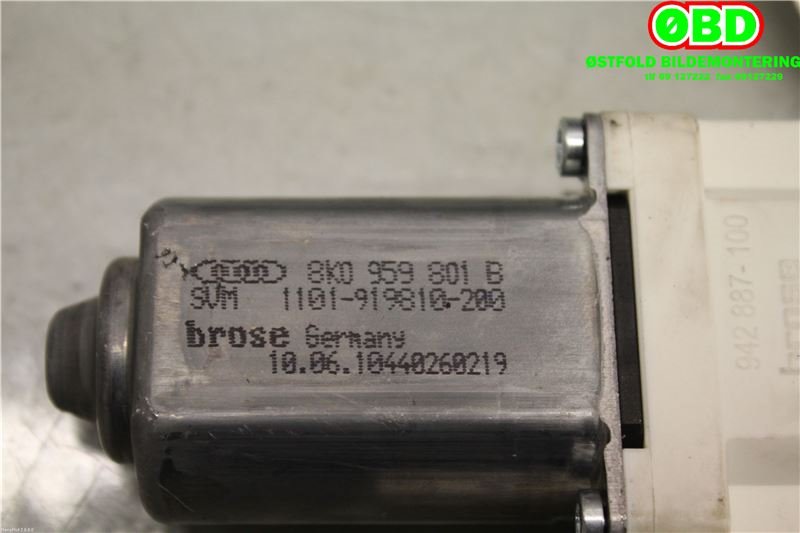 Ruteheis venstre foran til Audi A8 2010-2013 (Type III, Fase 1)  (AUDI A 8|8K0 959 801 B||8K0959801B)