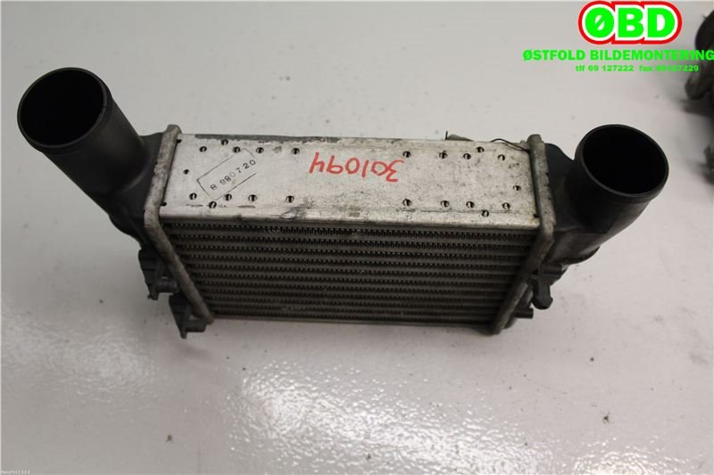 Intercooler til Audi A6 1997-2001 (Type II, Fase 1) (C5) (C5) (AUDI A6 TDI AVANT|058 145 805 G||058145805A)