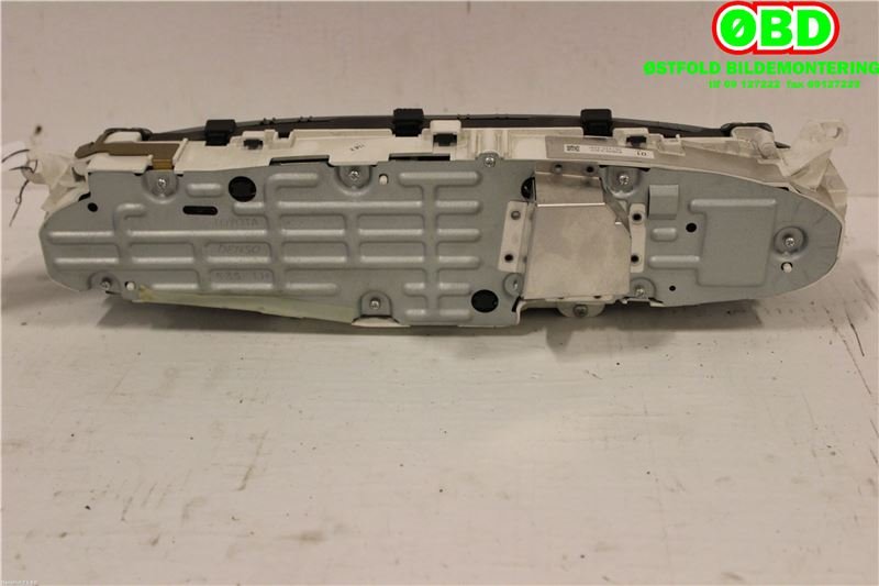 Instrumentpanel til Toyota Previa 2000-2007  (TOYOTA|838012J010||838002J011)