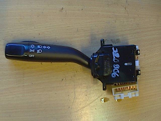 Bryter blink til Suzuki Grand Vitara, 1998-2005 (Type II) (SUZUKI GRAND VITARA XL-7 V6|)
