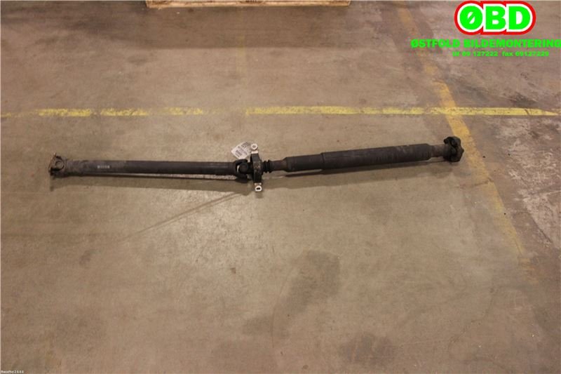 Mellomaksel til BMW 3-Serie 2005-2011 (E90/E91/E92/E93) (E90/E91/E92/E93) (BMW|26107531307|)