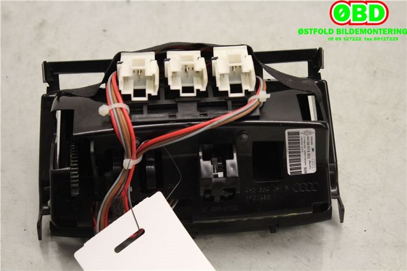 Innredning pakke til Audi A8 2010-2013 (Type III, Fase 1) (AUDI A 8|4H0864051B||4H0864051BC5)