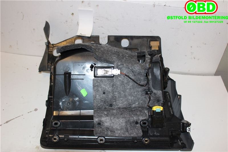 Hanskerom til Audi A5 2007-2016 (Type I)  (AUDI|8K1857104B|)
