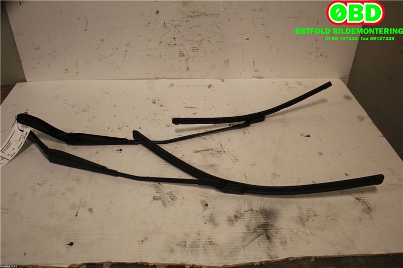 Viskerarmer frontrute til Volvo XC60 2014-2017 (Type I, Fase 2) (VOLVO|30753526|30753525|)
