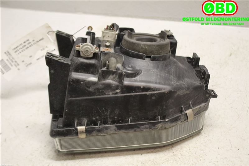 Frontlykt høyre halogen til Mitsubishi Pajero 2000-2006 (Type III)  (MITSUBISHI|MR391880|)