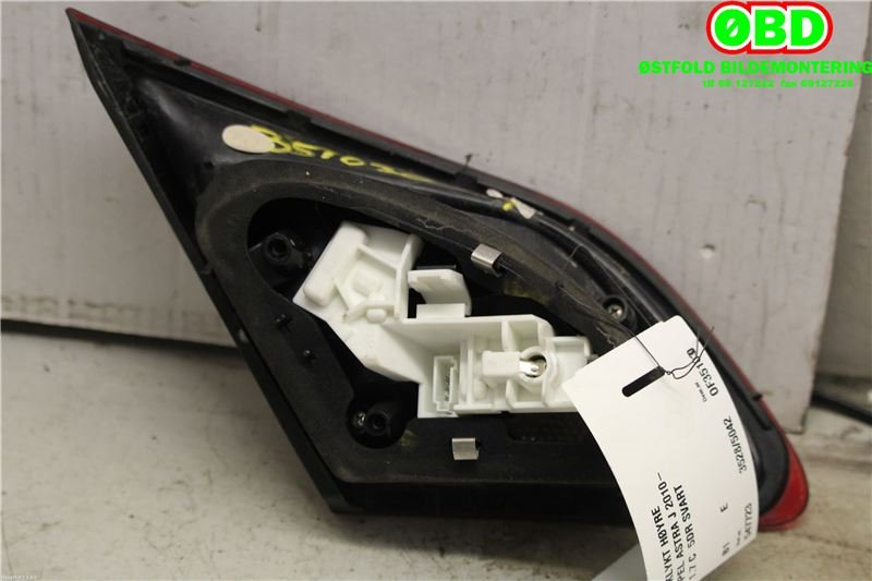 Baklykt høyre indre til Opel Astra J 2010-2015  (OPEL|13319950|1222210|)