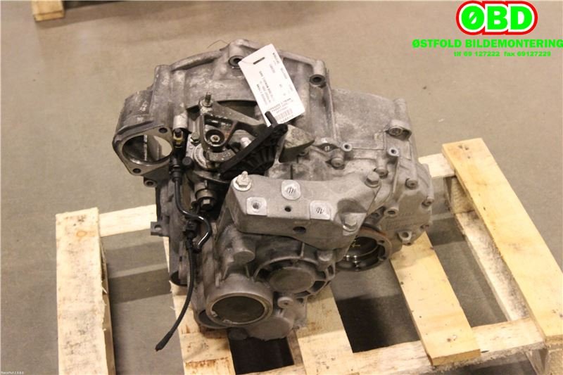 Girkasse manuell 6-trinn til VW Passat 2005-2010 (B6) (B6) (VOLKSWAGEN|02Q 300 012 C|)