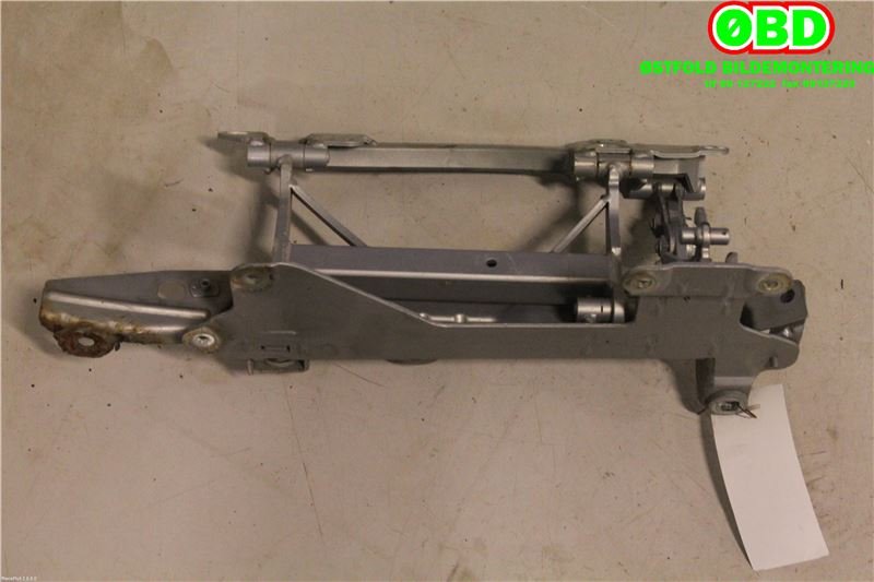 Hengsler til Mercedes CL 2000-2006 (C215) (C215) (MERCEDES|A 215 720 01 37|)
