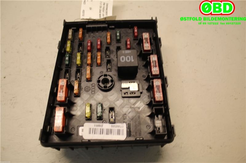 Sikringsboks til VW Passat 2005-2010 (B6) (B6) (VOLKSWAGEN|3C0 937 125 A|)