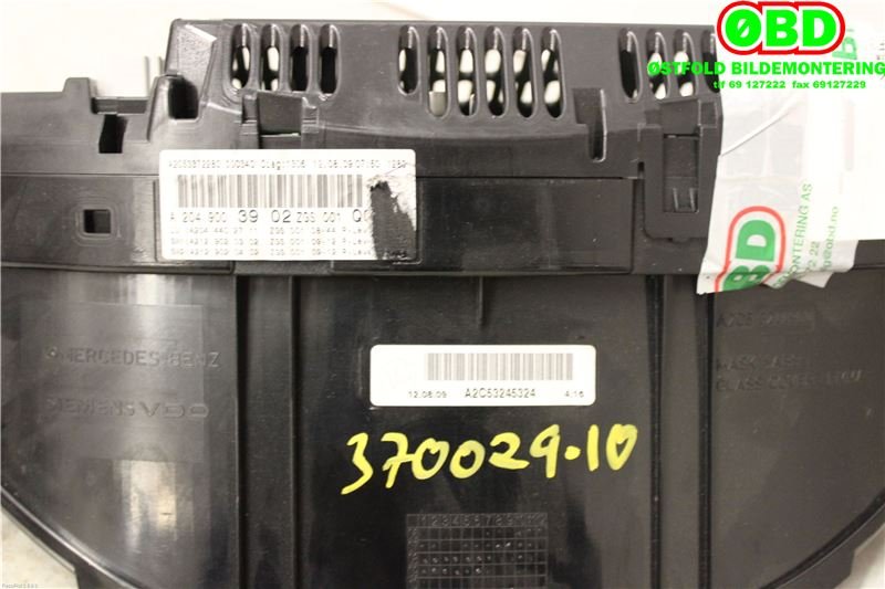 Instrumentpanel til Mercedes GLK 2008-2015 (X204) (X204) (MERCEDES|A 204 900 39 02|A 204 900 57 07|2049003902)