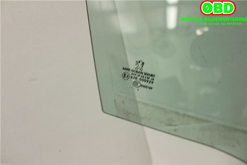 Siderute høyre foran til Peugeot 5008 2010-2017 (Type I)  (PEUGEOT|9202 N8|98 060 465 80|)