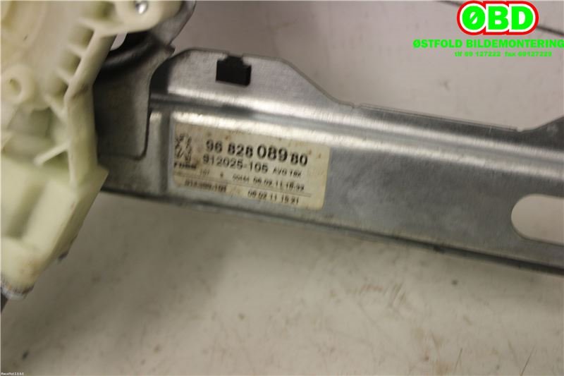Ruteheis venstre foran til Peugeot 5008 2010-2017 (Type I)  (PEUGEOT|9221FF||9682808980)