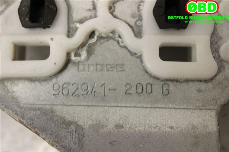 Ruteheis venstre bak til Peugeot 5008 2010-2017 (Type I)  (PEUGEOT|9223G3|1607675380|9683671780)