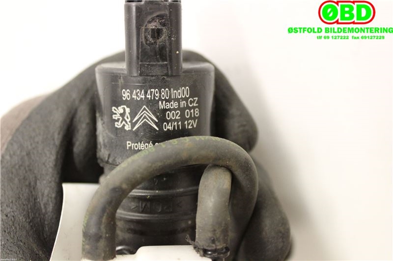Spylerpumpe foran til Peugeot 5008 2010-2017 (Type I)  (PEUGEOT|643492||9643447980)