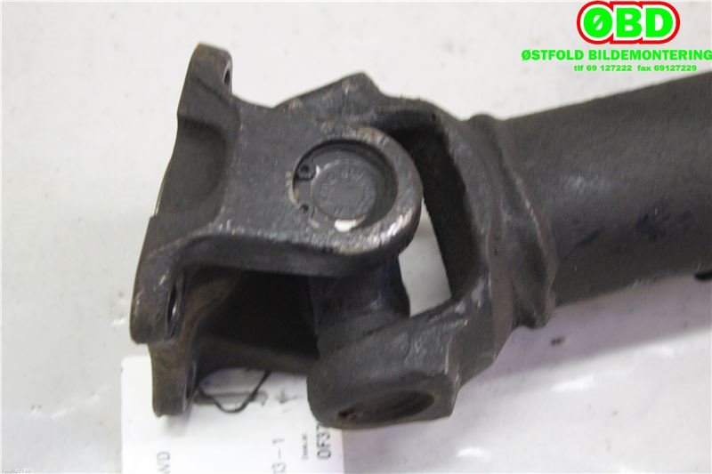 Mellomaksel fremre til Mitsubishi Pajero 2000-2006 (Type III) (MITSUBISHI|MB919058|)