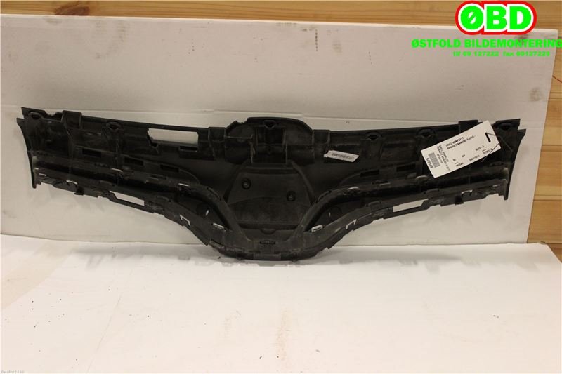 Grill til Renault Kangoo 2008-2021 (Type II)  (RENAULT KANGOO II VAREBIL|623101381R|)