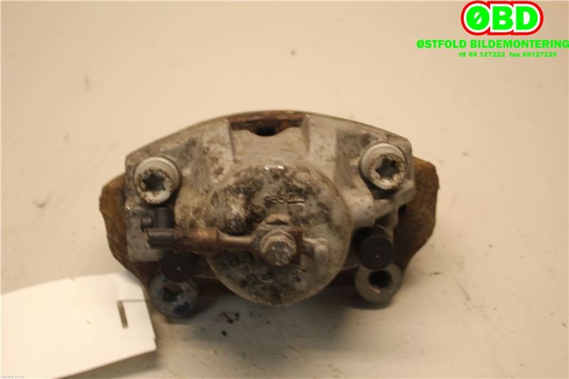 Bremsecaliper venstre foran til Saab 9-3 2003-2007 (Type II, Fase 1)  (SAAB|93172173|93185745|)