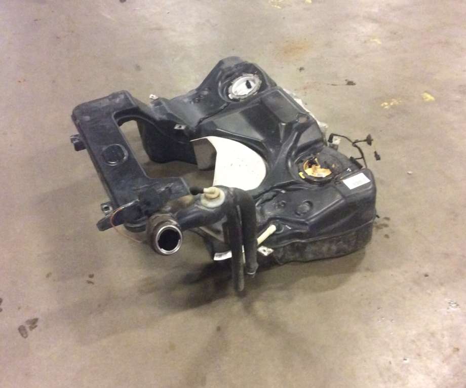 Dieseltank til VW Passat 2005-2010 (B6) (B6) (VOLKSWAGEN|3C0 201 055 R|)