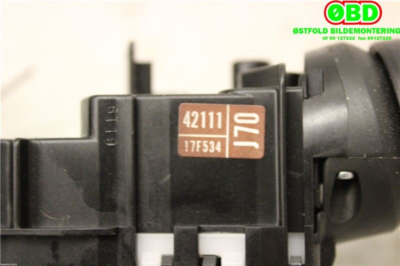 Bryter blink til Toyota Prius 2009-2016 (Type III) (COMBI) (COMBI) (TOYOTA|8414042111|)