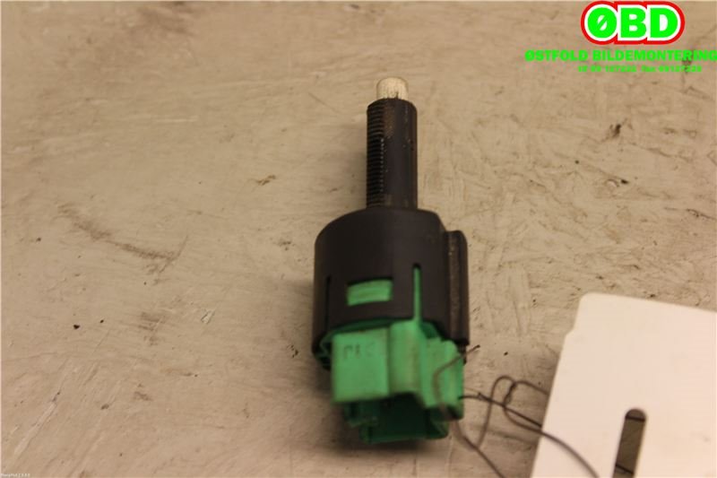 Bryter diverse til Mitsubishi Outlander 2007-2010 (Type II, Fase 1)  (MITSUBISHI|8614A049|)