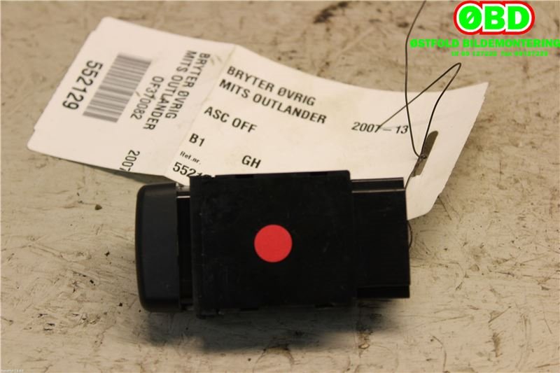 Bryter diverse til Mitsubishi Outlander 2007-2010 (Type II, Fase 1)  (MITSUBISHI|8602A009|)