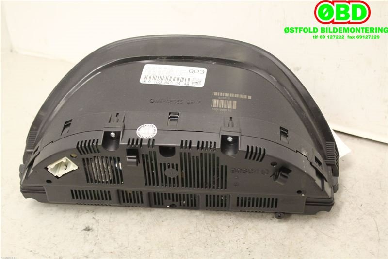 Instrumentpanel til Mercedes B-Klasse 2008-2011 (Fase 2) (W245) (W245) (MERCEDES|A 169 540 04 48|A 169 440 04 11|1695400448)