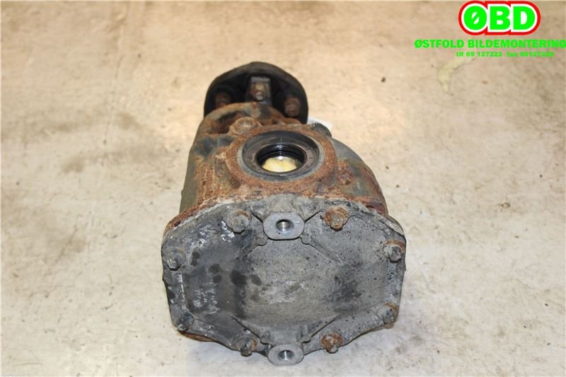 Kardang klokke bak til Mercedes C-Klasse 2004-2007 (Fase 2) (W203) (W203) (MERCEDES|A 203 350 93 14|A 203 350 75 14|)