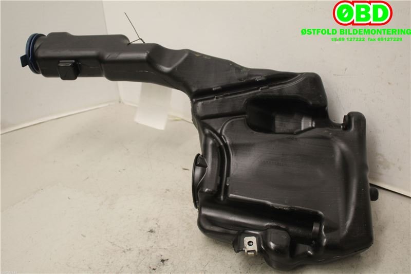 Spylertank til Mercedes E-Klasse 2009-2013 (Fase 1) (W212) (W212) (MERCEDES|A 204 869 13 20|)