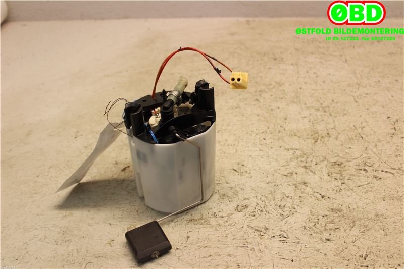 Styreenhet drivstoffpumpe til BMW 3-Serie, 2005-2011 (E90/E91/E92/E93) (E90/E91/E92/E93) (BMW|16 11 7 197 076)