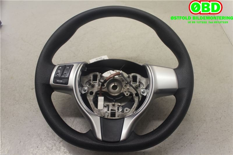 Ratt til Toyota Yaris, 2012-2014 (Type III, Fase 1) (TOYOTA|451020D290C0)