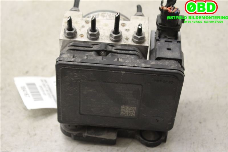 ABS sentral til VW Golf VII 2012-2017 (Fase 1)  (VOLKSWAGEN|3Q0 614 517 AF||3Q0614517F)