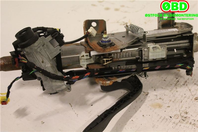 Rattaksel elektrisk servo til Škoda Octavia 2013-2016 (Type III, Fase 1)  (SKODA|5Q1 419 502 P|5Q1 419 502 CA|)