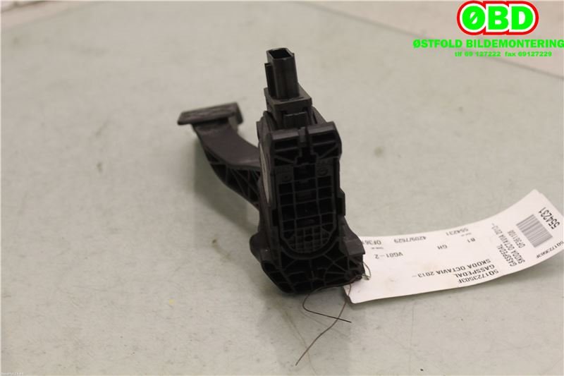 Pedal gass til Škoda Octavia 2013-2016 (Type III, Fase 1)  (SKODA|5Q1 723 503 F|5Q1 723 503 K|5Q1723503F)
