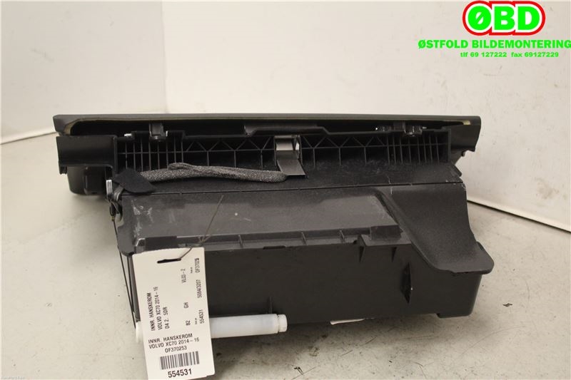 Hanskerom til Volvo XC70 2014-2016 (Type II, Fase 2)  (VOLVO|31305842|)