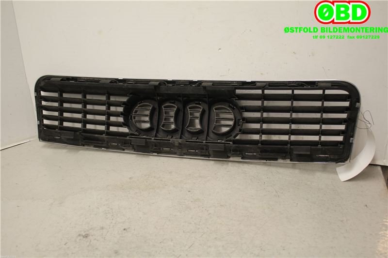 Grill til Audi A4 2001-2004 (Type II) (B6) (B6) (AUDI|8E0853651F|)