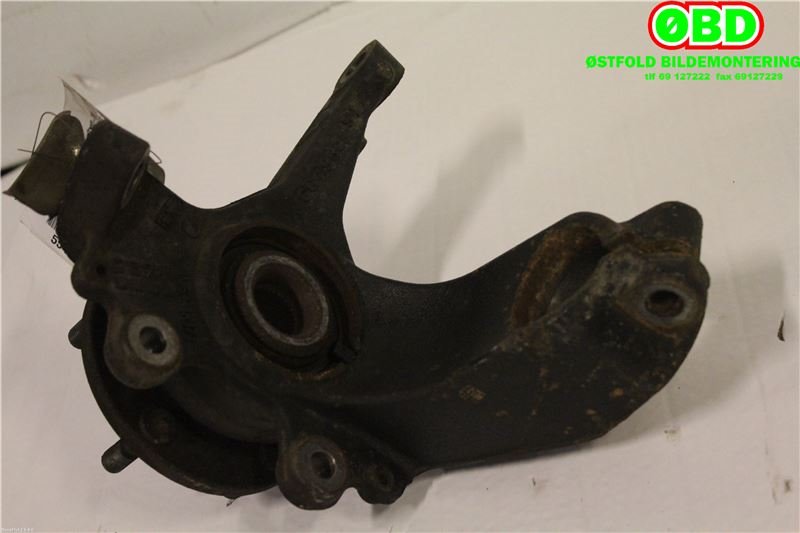 Hjulspindel venstre foran til Ford C-Max 2003-2007 (Type I, Fase 1)  (fORD|1477862|)