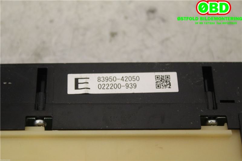 Bryter diverse til Toyota RAV4 2013-2015 (Type IV, Fase 1)  (TOYOTA|8395042050|)