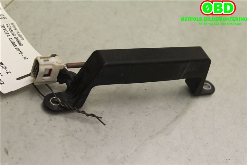 Sensor diverse til Toyota Auris 2010-2012 (Type I, Fase 2)  (TOYOTA|8999741010|)