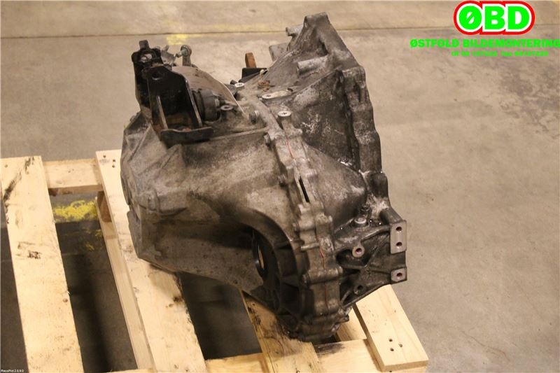Girkasse manuell 6-trinn til Toyota Avensis 2003-2008 (Type II)  (TOYOTA|303002D151|)