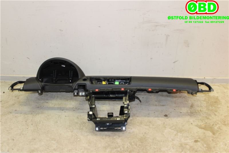 Dashbord til BMW 1-Serie 2004-2011 (E81/E82/E87/E88) (E81/E82/E87/E88) (BMW|51459158350|)
