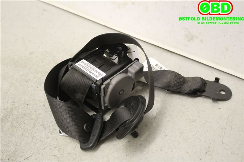 Sikkerhetsbelte foran høyre til BMW X6 2008-2014 (E71/E72) (E71/E72) (BMW|72117161042|)