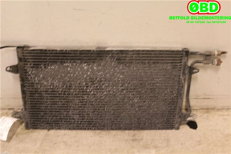 Aircondition radiator til VW LT 1996-2006 (Type II) (MB) (MB) (VOLKSWAGEN|2D0 820 413 C|2D0 820 413 D|)