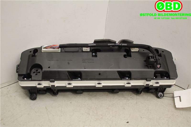 Instrumentpanel til Toyota Prius +7 2012-2020 (Type III) (stasjonsvogn) (stasjonsvogn) (TOYOTA|8380947050||8380047840)