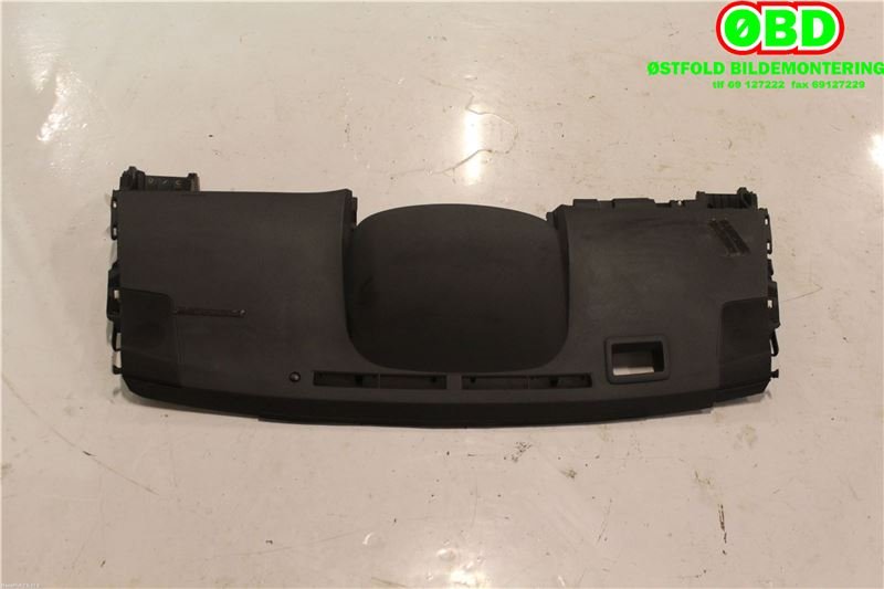 Dashbord til Toyota Prius +7 2012-2020 (Type III) (stasjonsvogn) (stasjonsvogn) (TOYOTA|5530047180C0|)